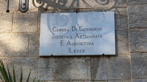 Sanzioni della Camera di Commercio per “omesso deposito dei bilanci”: per il Giudice di Pace di Lecce è nulla l’ordinanza anche se è presentato un bilancio “inesatto, irregolare, non condivisibile”. 
