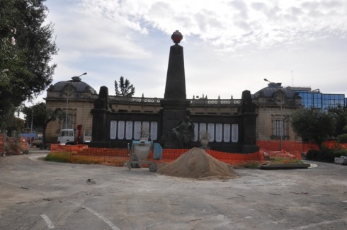 monumento caduti lecce