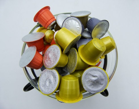 Maxi richiamo di capsule compatibili per rischio plastica nel caffè.