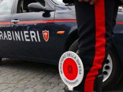 Choc a San Gennaro Vesuviano (Napoli): padre lancia bimba dal balcone uccidendola sul colpo e tenta il suicidio