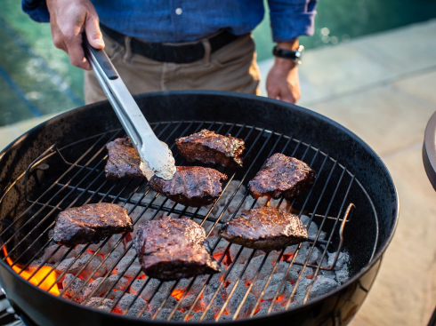 Shock anafilattico da carne si è rivelato fatale per un uomo americano durante un barbecue
