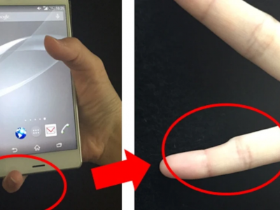 Tenere troppo a lungo il cellulare può far deformare il mignolo?