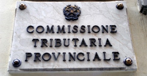 Cartella non correttamente notificata: il fermo amministrativo va annullato.