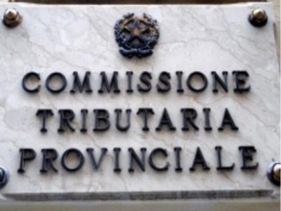 Commissione Tributaria Regionale Sezione di Lecce: tre sentenze annullano avvisi di accertamento ad una società per un totale di 1 milione e 300mila euro perché i costi sono da considerarsi inerenti