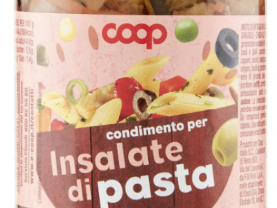 Frammenti di vetro nei vasetti del condimento per insalata di pasta Coop