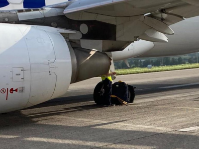 Paura in volo: tre pneumatici aereo Edelweiss scoppiano al decollo. 