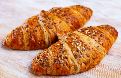 Rischio chimico per Ossido di etilene nel sesamo: richiamati i cornetti 5 cereali e frutti di bosco di TOULON CROISSANTERIA.