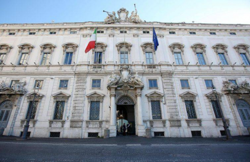 Invalidi civili totali: pensione di 651,51 euro fin dai 18 anni senza aspettare i 60. 