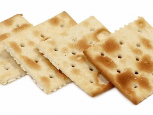 Possibili corpi estranei: richiamati crackers Bennet e Despar