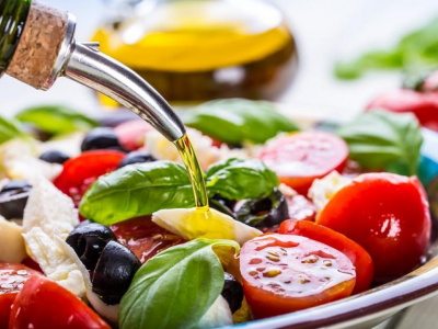 Una dieta mediterranea verde può aiutarti a mantenerti giovane? A sostenerlo uno studio israeliano