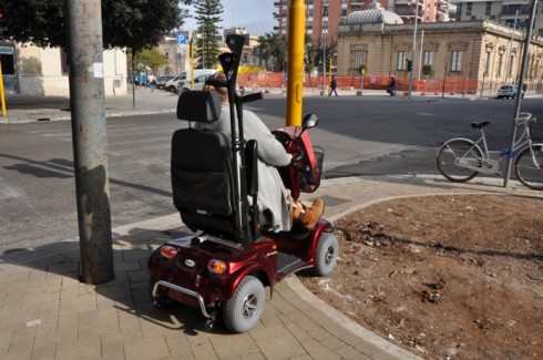 via Leuca inaccessibile ai disabili