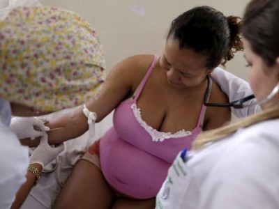 donna incinta brasiliana
