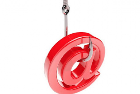 Allerta in rete, Polizia Postale: “Sms ed e-mail truffa pacco in arrivo”
