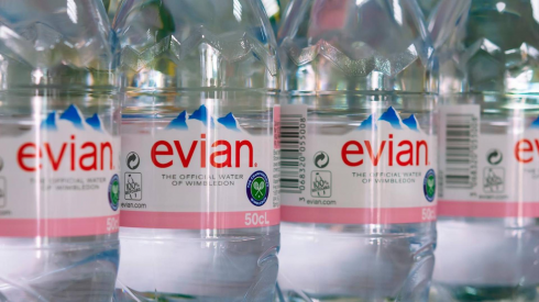 Residui di pesticidi nell’acqua Evian.