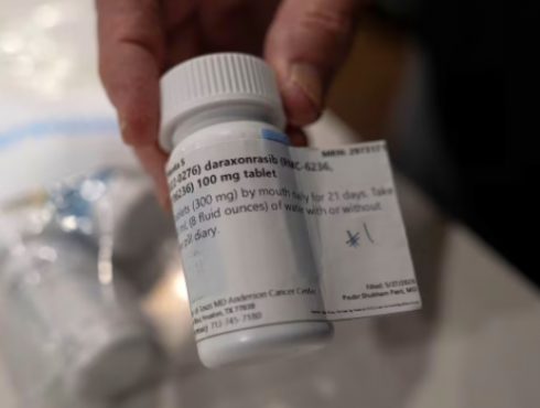 "Una nuova era" nel trattamento del cancro al pancreas: una pillola sperimentale raddoppia la sopravvivenza