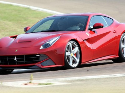 ferrari-f12