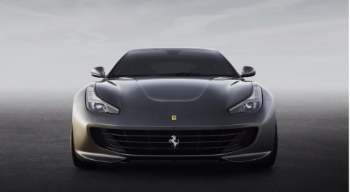 Ferrari avvia due campagne di richiamo:rischio incendio e porte difettose