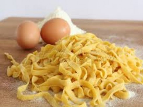 fettuccine all'uovo fettuccine all'uovo