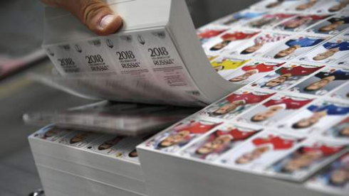 Rapina a mano armata per 300.000 euro ... ma erano figurine calciatori "Panini"