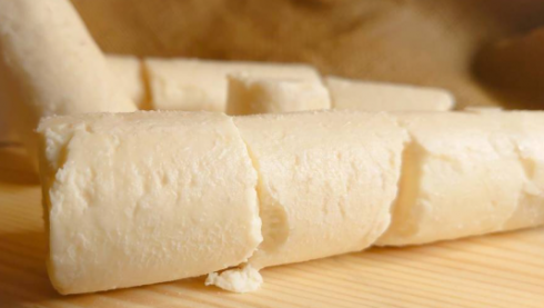 Formaggio Agrel stagionato richiamato per possibile presenza di Listeria monocytogenes