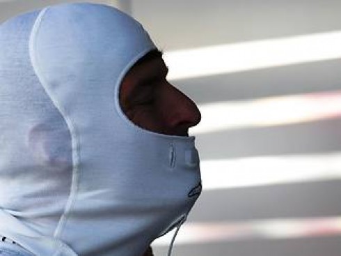 Il coronavirus entra nei box della Formula 1.