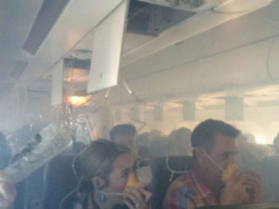 Fumo da un laptop e aereo evacuato sabato sera, paura all'aeroporto JFK di New York City sul volo JetBlue 662 da Bridgetown, Barbados