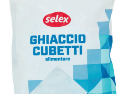 Ghiaccio alimentare venduto da Selex richiamato per presenza di batteri