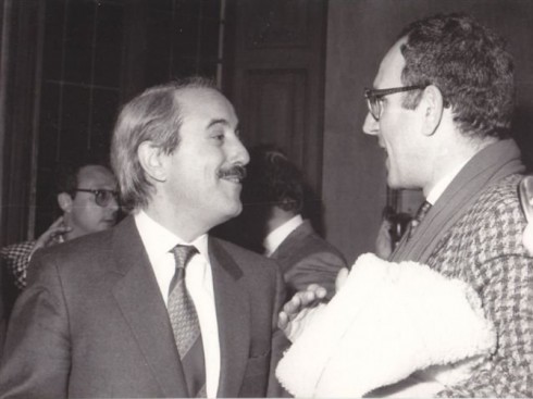 giovanni falcone con pino arlacchi giovanni falcone con pino arlacchi