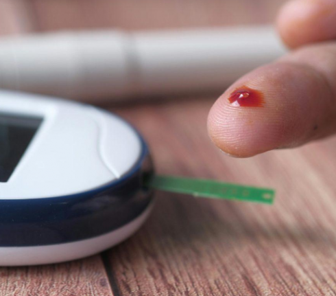 Cinque gocce di sangue possono rivelare la nostra età biologica