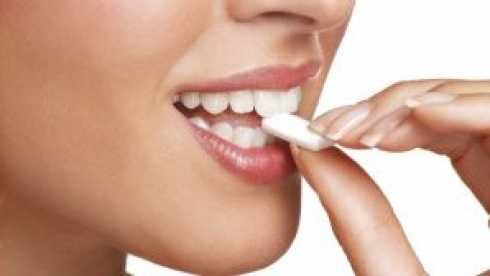 La gomma da masticare accelera il recupero dopo l'intervento chirurgico