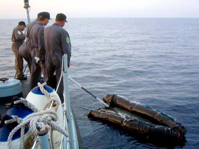 "Un'altra tragedia": un gommone con più di 80 migranti si è capovolto al largo delle coste della Tunisia, almeno una persona è morta. 