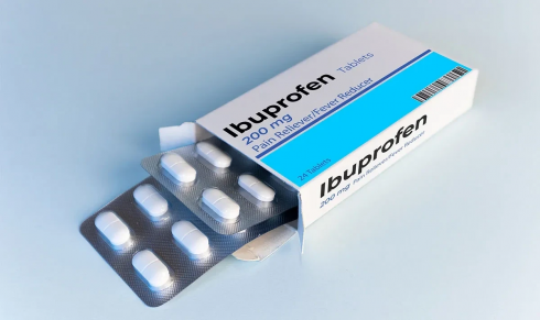 Scandalo Ibuprofene: uno studio rivela gravi effetti collaterali. Identificato un effetto collaterale inaspettato