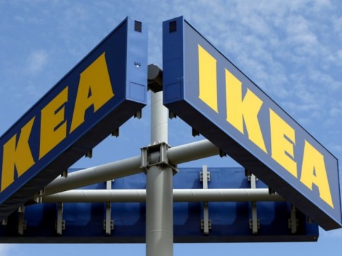 Ikea ritira dal mercato il tavolo GLIVARP. 