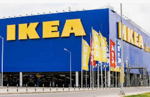 Bimbo morto schiacciato da una cassettiera MALM: Ikea risarcirà 46 milioni di dollari ai genitori