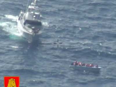 Migranti, nuova tragedia sulla rotta della disperazione: barcone si ribalta al largo delle coste maltesi, cinque morti