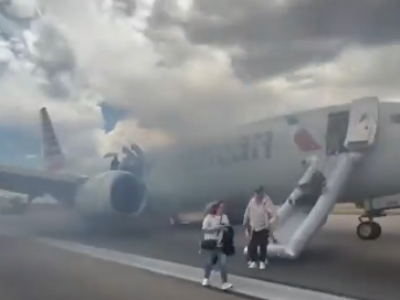 Volo Airlines da Denver a Miami incendio al carrello principale pochi minuti prima della partenza – Il video