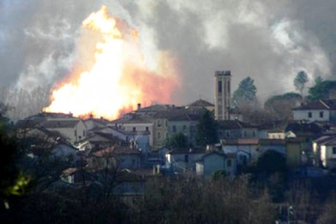 incendio metanodotto lunigiana incendio metanodotto lunigiana