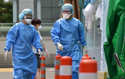 Uomo infettato dal virus mortale MERS è stato ricoverato nell'ospedale di Leeds