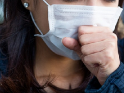Febbre alta, mal di gola, spossatezza e tosse, è arrivata l'epidemia di influenza stagionale che ha messo K.O. più di 2 milioni di italiani.