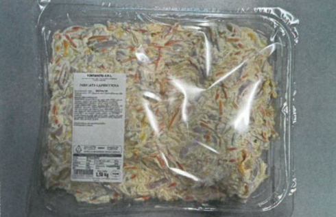 Frammenti di vetro nell’insalata capricciosa