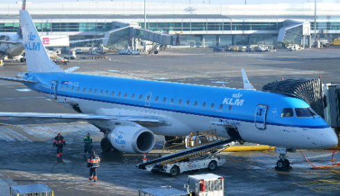 KLM riprende i voli per Milano lunedì 4 maggio. 
