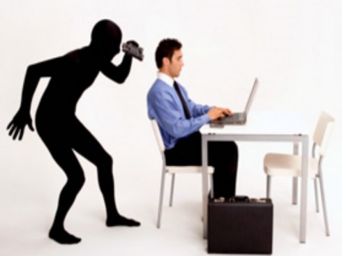 lavoratore spiato lavoratore spiato