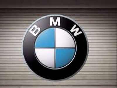 BMW richiama centinaia di migliaia di auto nel mondo