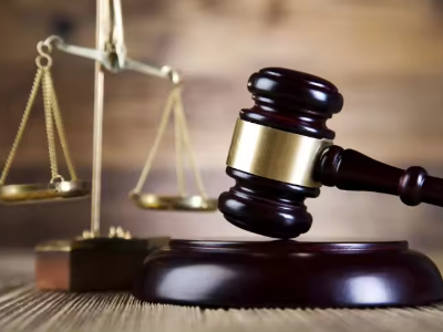Sentenza storica: il tribunale riconosce il cancro al seno di un'assistente di volo come malattia professionale