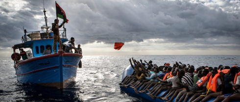 Migranti, maxi naufragio nel Mediterraneo al largo delle coste libiche?
