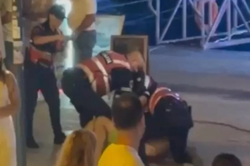 Turista italiano di Perugia armato di coltello semina il panico a Saranda in Albania: arrestato