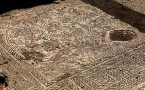 Eccezionale mosaico romano del IV secolo scoperto in Siria