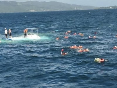 Shock in alto mare: un catamarano affonda nei Caraibi con a bordo più di 50 persone con anche bambini e anziani – Il video