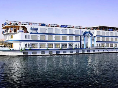 Due navi da crociera con a bordo decine di italiani si scontrano nel Nilo, morta una turista