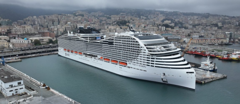 Vacanze rovinate: nave da turismo con 8500 persone a bordo in avaria